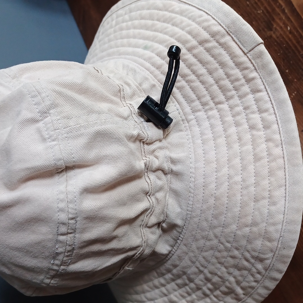 Columbia hat - Picture 4 of 11